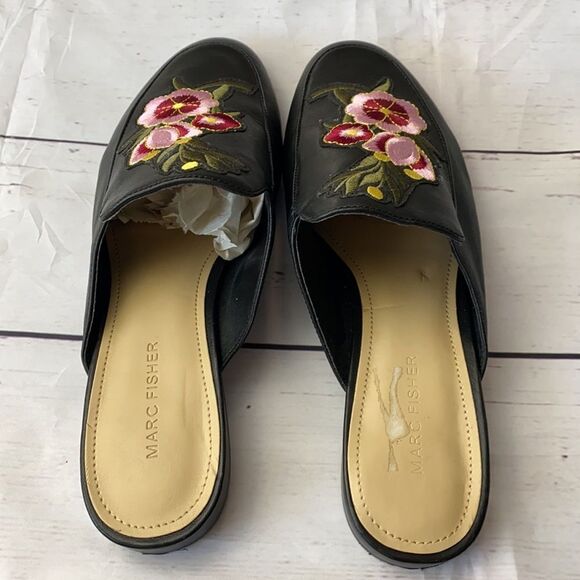 Marc Fisher Women Black Floral Embroidered Mules - 8.5 - Picture 6 of 10